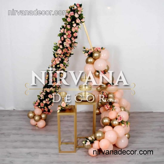 Üçgen Arka Fon ve Sütun Demiri