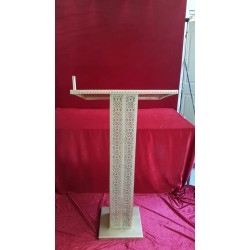 Lisa Anı Masası ve Ayakta Nikah Kürsüsü